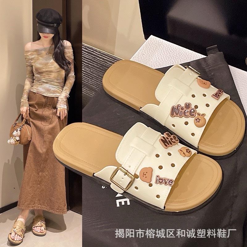 Sẵn Kho Dép Lê Gấu sticker dễ thương Hàng QC Tặng kèm Charm