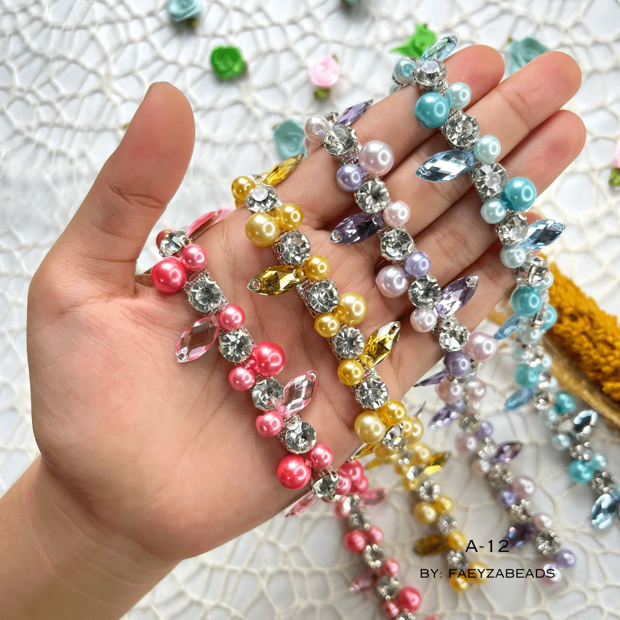 Payet Rangkai Mutiara Jahit N12 / Payet Leher / Payet Pinggang / Payet Dada / Payet Mutiara | Bisa Custom Warna & Ukuran Renda Ritsleting Anyaman