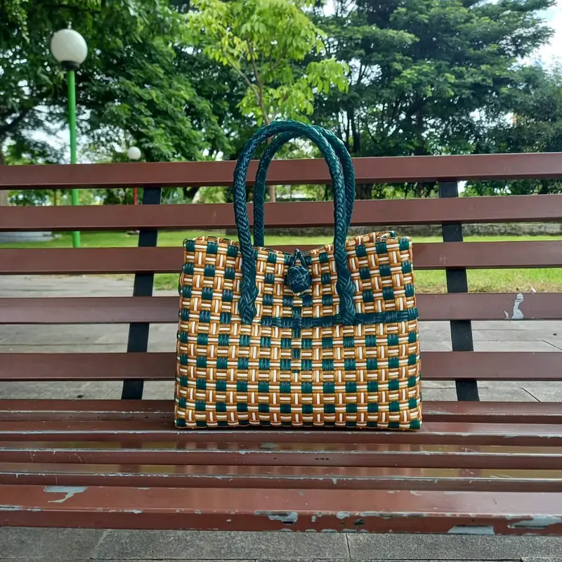 Tas Anyam Jali +Gantungan ukuran (23*10*16) 3