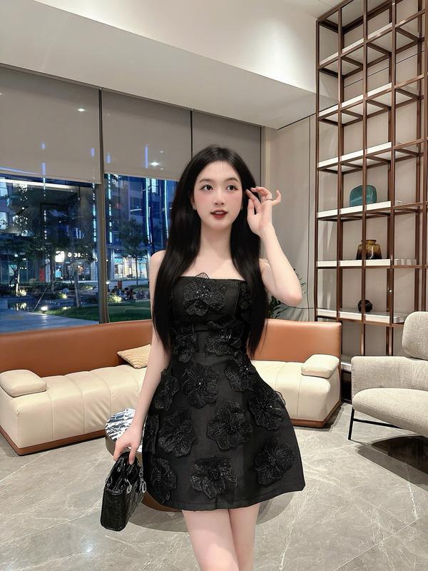 Váy Thiết Kế - Váy Tafta Cúp Ngực Chân Váy Dáng A Đính Hoa Cườm Đầm Nữ