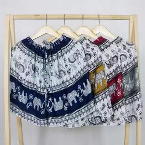 Hotpants Wanita Super Jumbo Bahan Rayon Celana Pendek Wanita Santai Motif Gajah