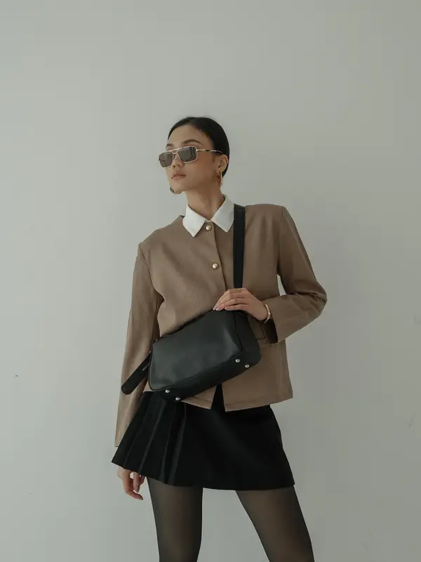 DIKAU - GOU MEDIUM BAG - TAS SELEMPANG WANITA 1
