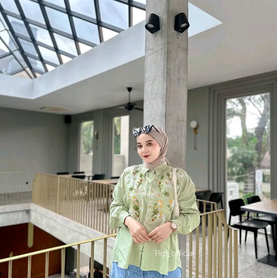 Kemeja VIONY TRENDY || Atasan wanita dewasa