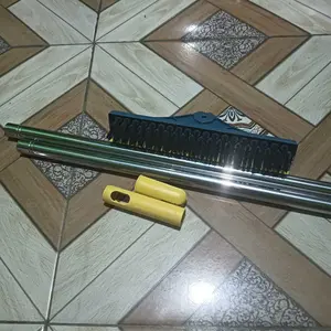 Sikat Lantai Wiper Multifungsi Pembersih Lantai Broom Pembersih Lantai Dinding Kamar Mandi Gagang Panjang Portable Sapu Lancip Model V