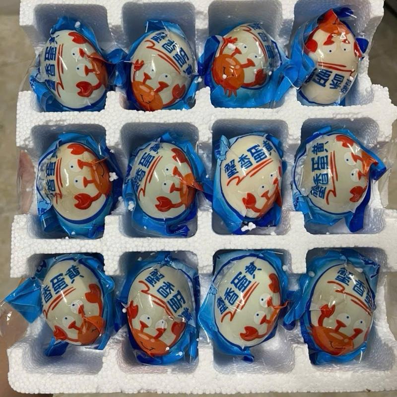 TRỨNG VỊT BIỂN MUỐI BAO BÌ XANH DƯƠNG COMBO 10 + 2 HÌNH CON CUA MÀU ĐỎ