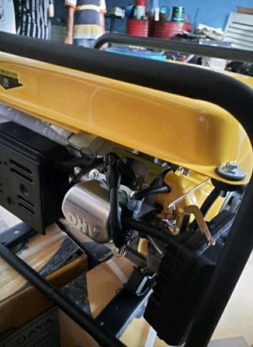 Product Introduction of Mesin Genset Gambino 2800 Kapasitas Watt 1000 2