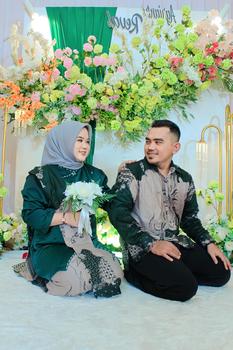 Product Review of Set batik Couple seruni Hijau botol, Couple kondangan, batik Couple, kemeja rok dan tunik wanita from t**i 0