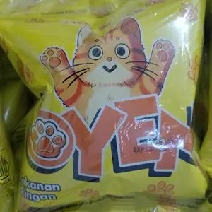 Si Oyen Chiki Si Oyen Makanan Ringan Snack Berhadiah Isi 10 Pcs olehTMJ Snack