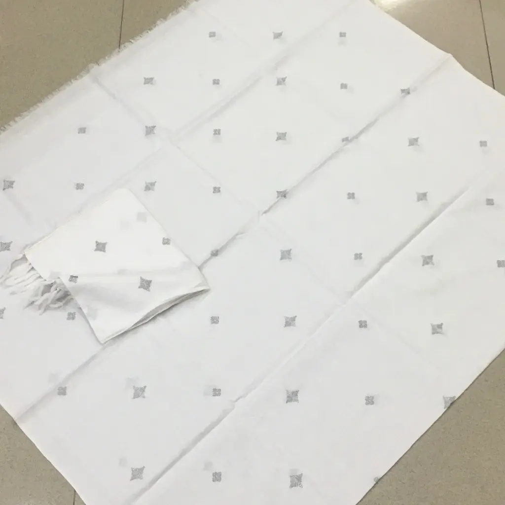 Kamen putih lembaran set slendang