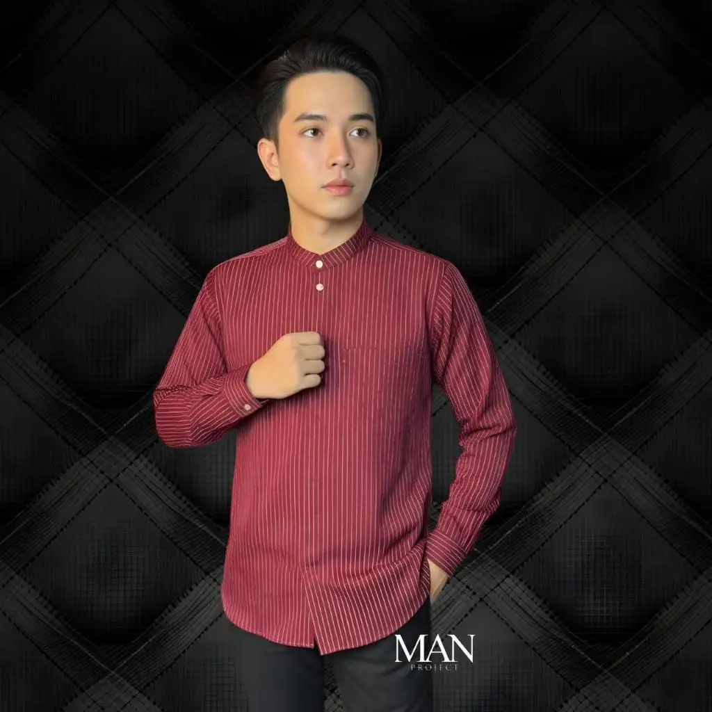 maroon salur
