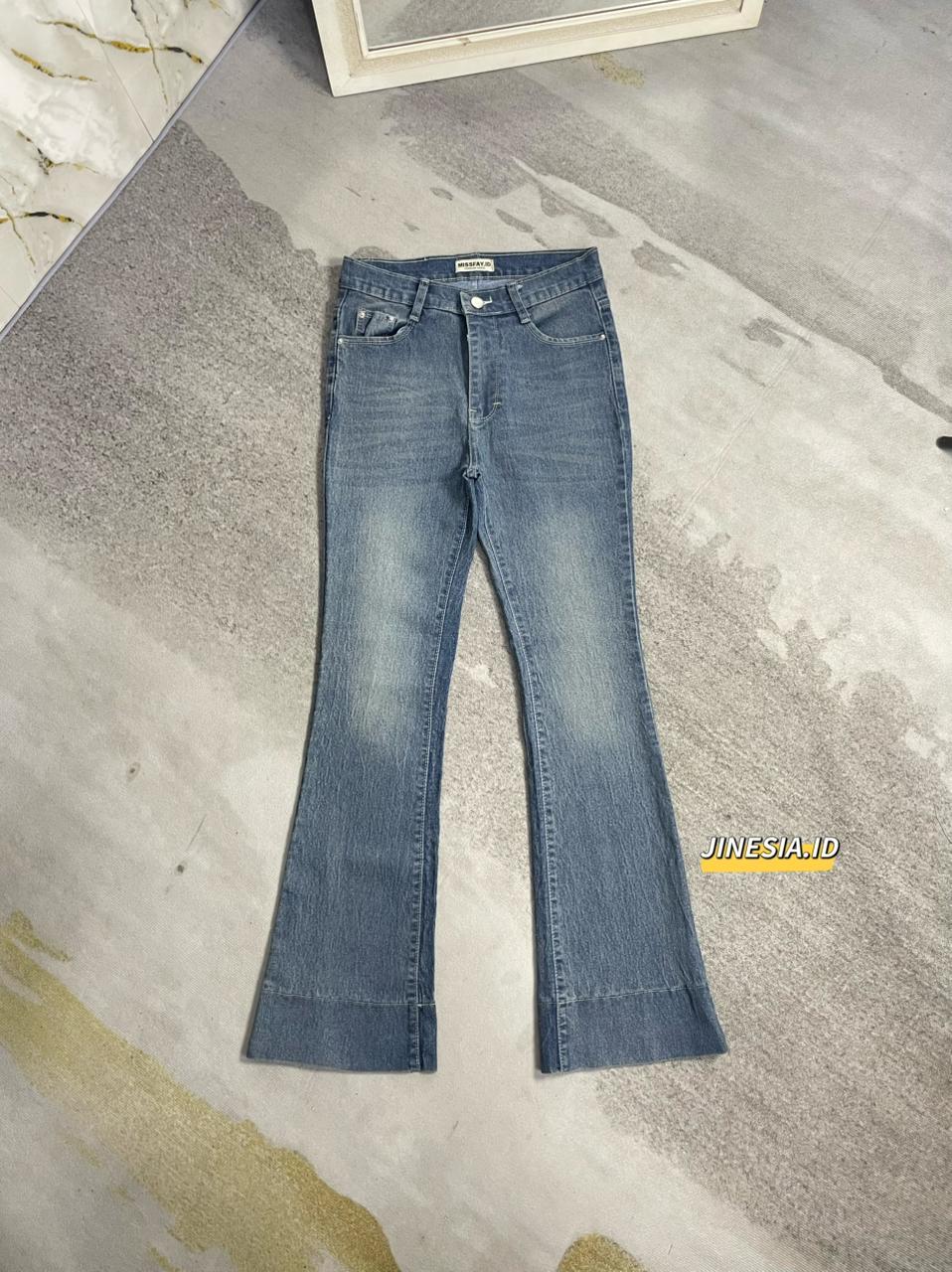 Jennie Cutbray Jeans Highwaist Lipat Lebar Celana Jeans Stretch Wanita Vintage Wash Panjang Nyaman