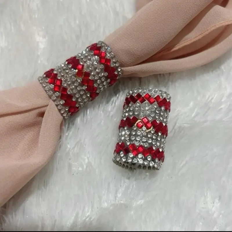 Sepasang / 2 Biji Kolong Hijab Lentur LUXURY EXCLUSIVE dengan Mutiara Imitasi Grade A dan Bahan Karet Fleksibel untuk Berbagai Fungsi - Peniti