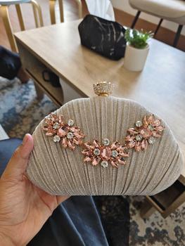 Product Review of Tas Pesta PRESLEY Embellished Crystal Box Clutch Wanita from N** K**a 1