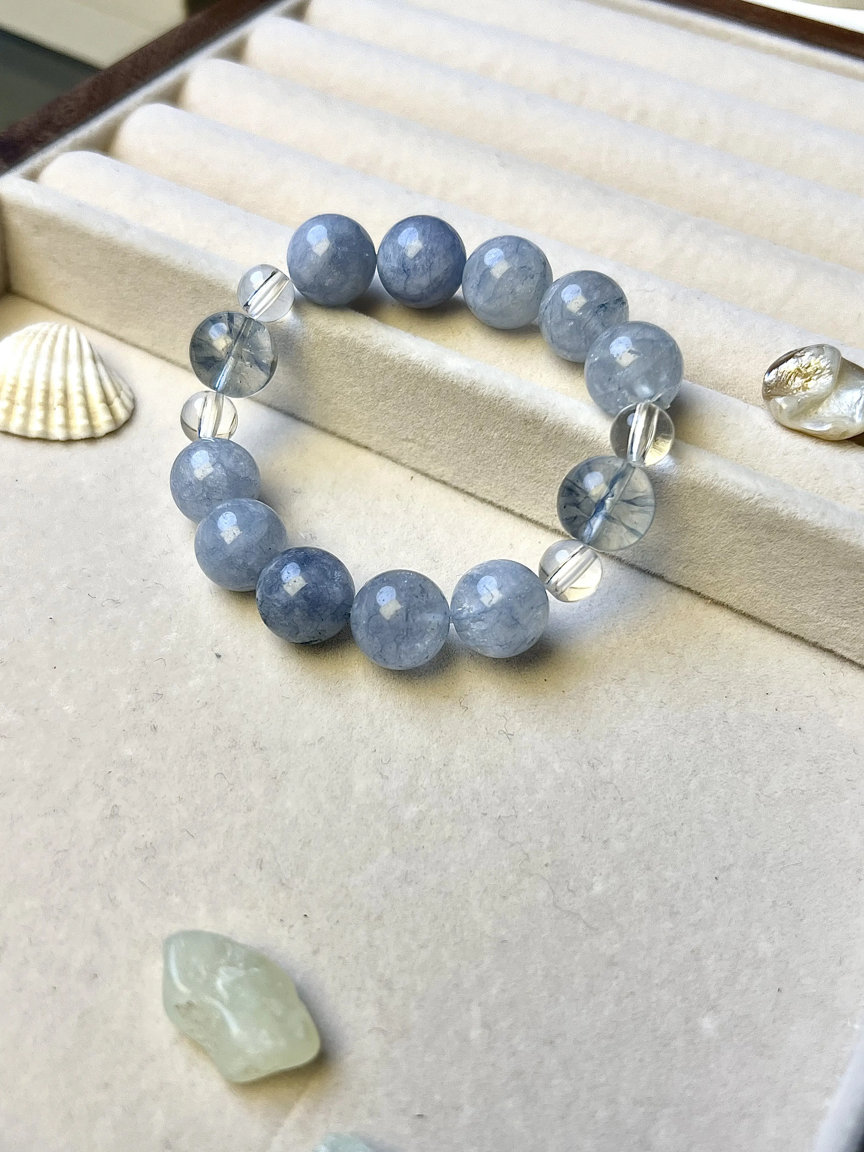 "Whispering Waves Blue Crystal Bracelet "Minimalist Chic Blue Crystal Bracelet - Effortless Style For 1pcs-6pcs