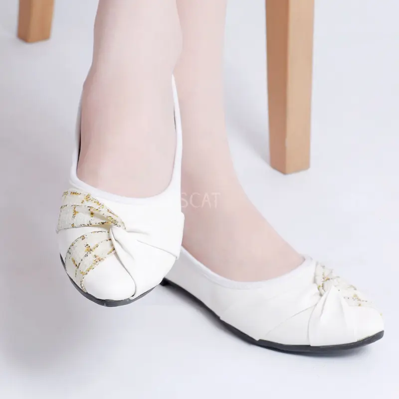 SCAT Elena Flatshoes Wanita Sepatu Kerja Sepatu Casual 2