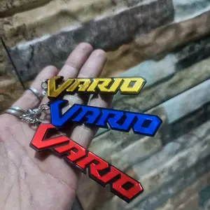 gantungan kunci logo vario timbul