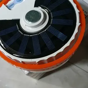 Lampu LED Darurat Tenaga Surya Portabel Luar Ruangan Lampu Surya Multifungsi Tahan Lama Lampu USB