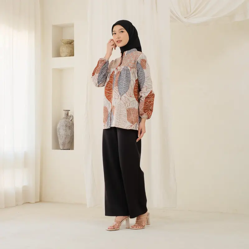 Atasan Blouse Batik Kerja Kuliah Motif Daun Katun Rempel Lengan Panjang Nyaman Baju Batik Wanita Terbaru Kekinian Cantik Formal Santai Pendek 2