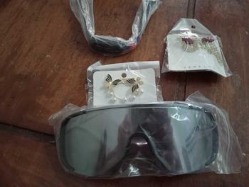 Product Review of RRNS 384 Kacamata Hitam Korea Vintage Retro Fashion Wanita Pria Sunglasses Kacamata Fashion Murah from I**a _**o 1