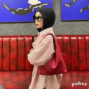 Lunna Bag ( Woven Series )- Shoulder Bag / Tas Bahu / Hobo Bag / Leather Bag