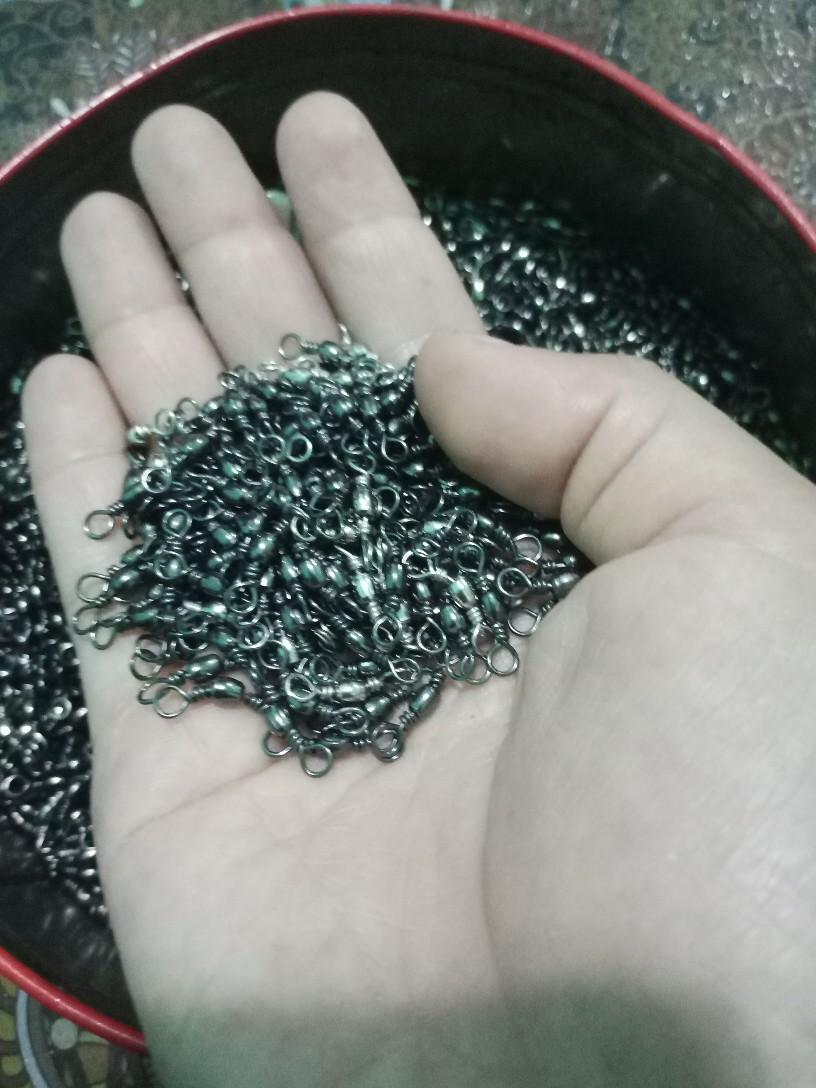 Kili kili swivel isi 30,anti karat kegunaan untuk mancing di laut ,kuat angkatan 16kilo ukuran 10.