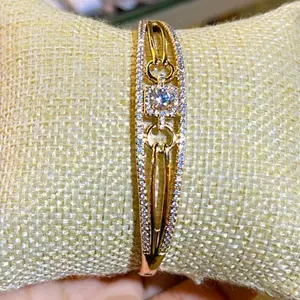 SUMBAR PERHIASAN gelang permata kotak mewahh