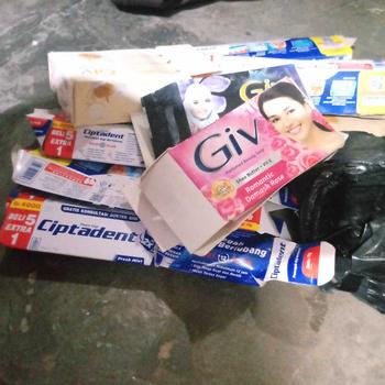 Product Review of PAKET MERDEKA (5 PASTA GIGI CIPTADEN + 5 SABUN GIV) from P**h M**a 0