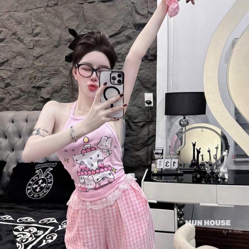 Set áo yếm hồng mix quần caro cạp ren siêu xinh 1