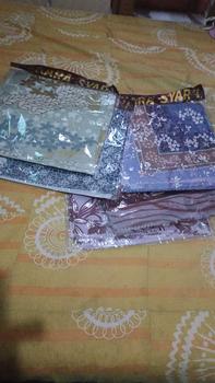 Product Review of PAKET USAHA HIJAB SEGI EMPAT OSKARA SYAR'I MOTIF 100 RIBU 5 PCS RANDOM Gold Nyaman Square Logo Muslim Standar Cantik Voal from J**s A**g 0