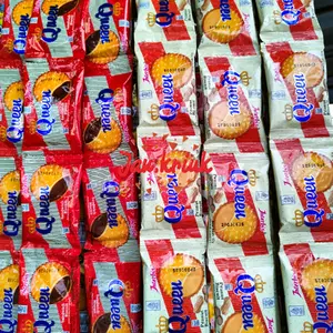 Queen Biskuit Interbis Krim Kacang dan Coklat Isi 10 pcs - Cookies Food