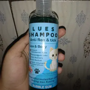shampoo kucing dan anjing anti kutu dan jamur dan pelembut netto:250 ml cairan anjing & kucing