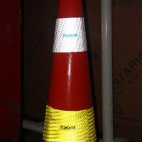 Gambar Safety Traffic Cone 90 cm Kerucut Lalu Lintas Tonata 4.3 Kg / Traffic Cone 90cm / Kerucut Pembatas Jalan Warna Orange / Safety Cone Pembatas Area Parkir dan Jalan Raya / Perlengkapan Safety Lalu Lintas Pembatas Kendaraan Jalan Umum dari Tonata Indonesia Kab. Tangerang 4 Tokopedia
