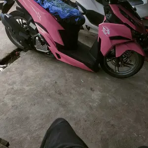 BINTANG CUTTING STICKER UNTUK BODY MOTOR - HELM 1 SET KANAN KIRI V1 beat stiker