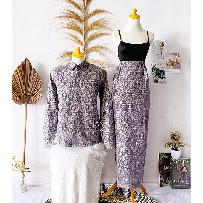 NAYANIKA BATIK - Batik Couple NAYRA LAKSMI Kemeja Lengan Panjang M L XL Mix Rok Prodo Songket - Baju Couple Pasangan Modern Kekinian - Bawahan Batik Wanita Rok Span Karet Pinggang - OOTD Kondangan Kekinian 3