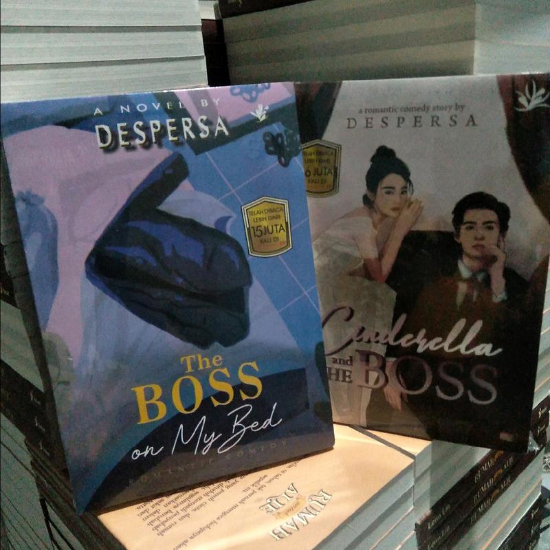NOVEL SEPAKET-CINDERELLA and THE BOSS on MY BED(pembatas) 0