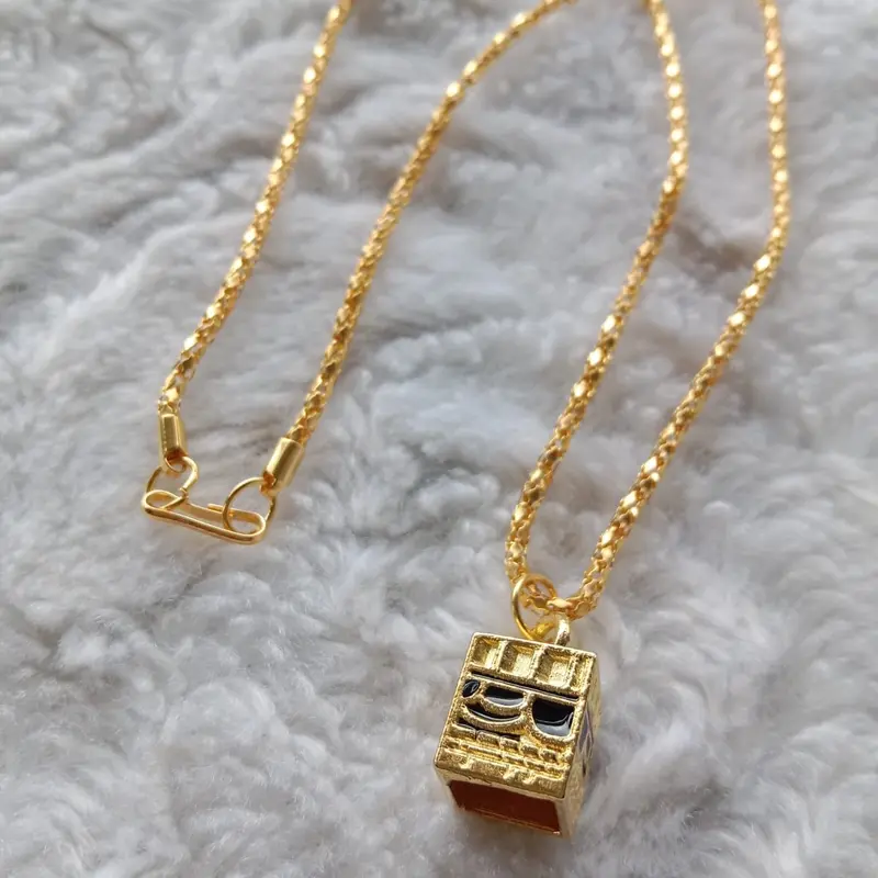 Kalung Anak motif kabah  aksesoris mainan oleh oleh haji dan umroh 0