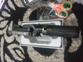 Product Review of LENYES LPH110 Super Mini Tongsis Tripod Stick Selfie Vlog with LED Light Bluetooth Remote Monopod from H**o 0