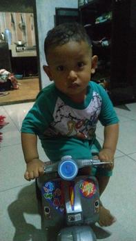 Product Review of MAINAN VESPA ANAK DORONG VC162 / VC 162 polisi vespa bahagia free helm from F**a N** 0