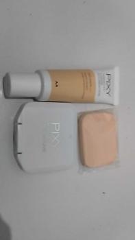 Product Review of Pixy Perfect Fit Liquid Foundation SPF35 PA++ Gratis Pixy UV Whitening Two Way Cake Refill Wajah from N**a 2