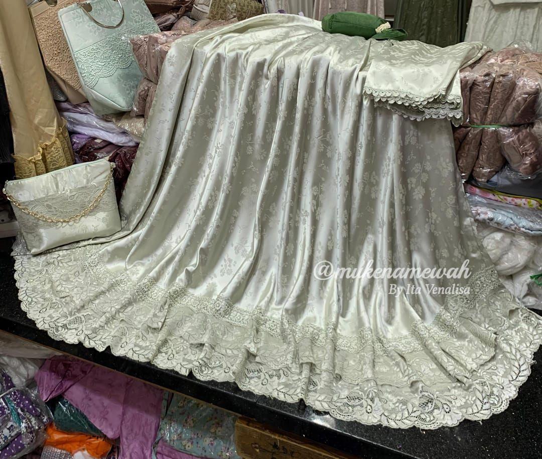 Mukenamewah - Mukena Yura - Mukena sutra embos premium - mukena mewah - Elegant