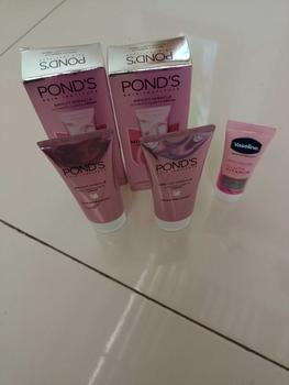 Product Review of [HARGA SPECIAL] Pond's Bright Beauty Serum Day Cream All Skin Type 40g from 𝙽**𝚔 𝚁**𝚊 1