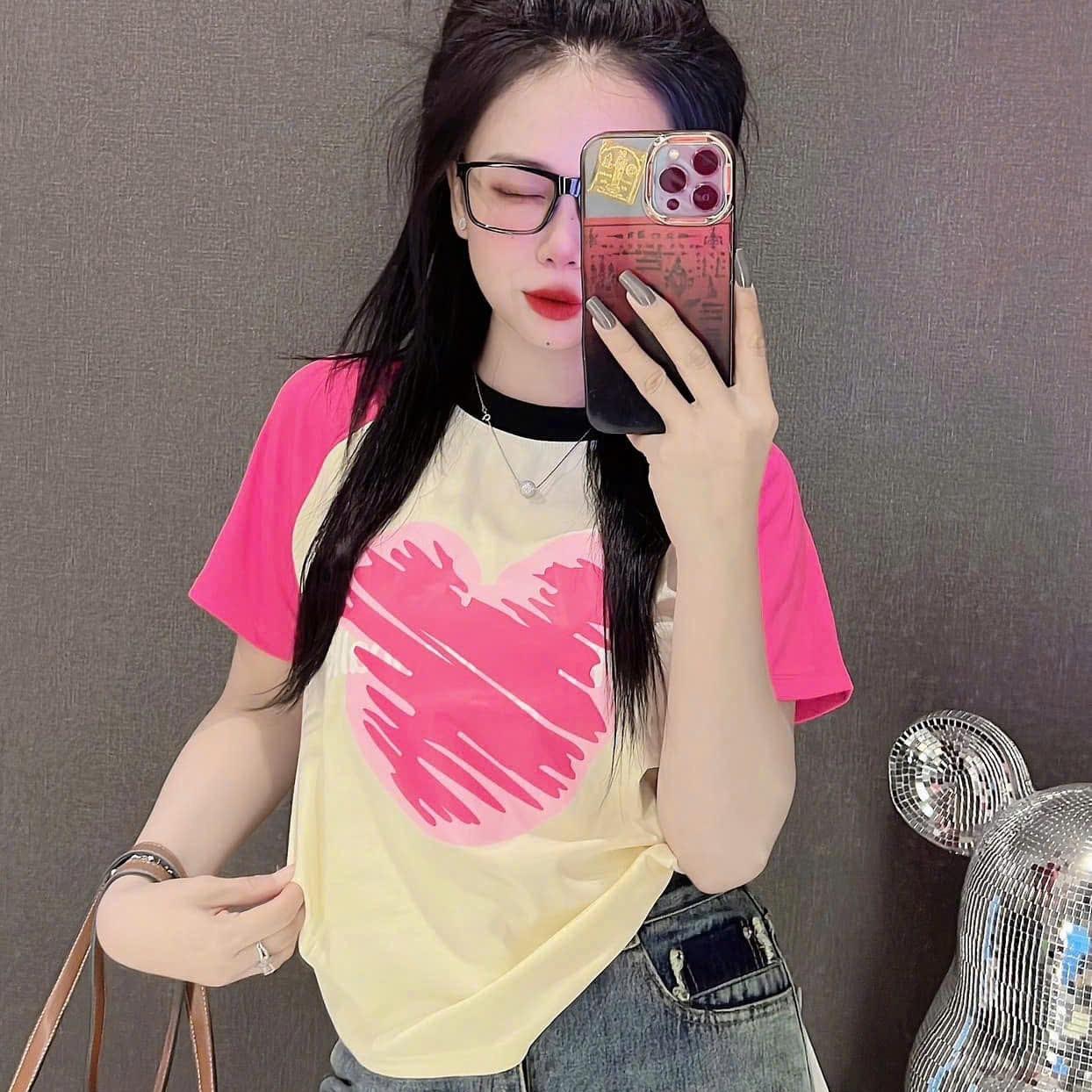 Tay Hồng 
