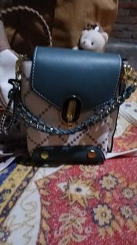 Product Review of Tas Desain Fashion Untuk Wanita Tas Bahu Santai Serbaguna Kulit PU Kapasitas Besar from e**l 3