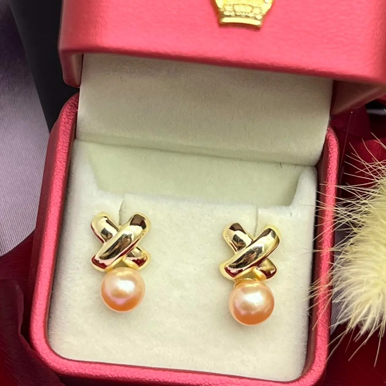 Hypoallergenic ear needles Accessories copper gold plated High color retention One-year luxury gold cross design earrings x0014
