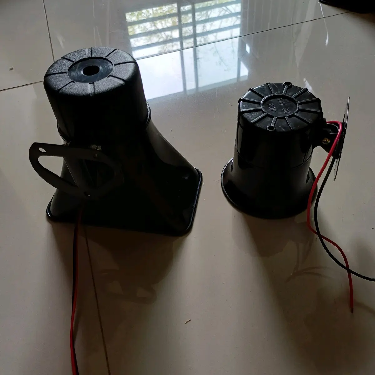 Alarm rem atau atret suara jepang desah 12/24v