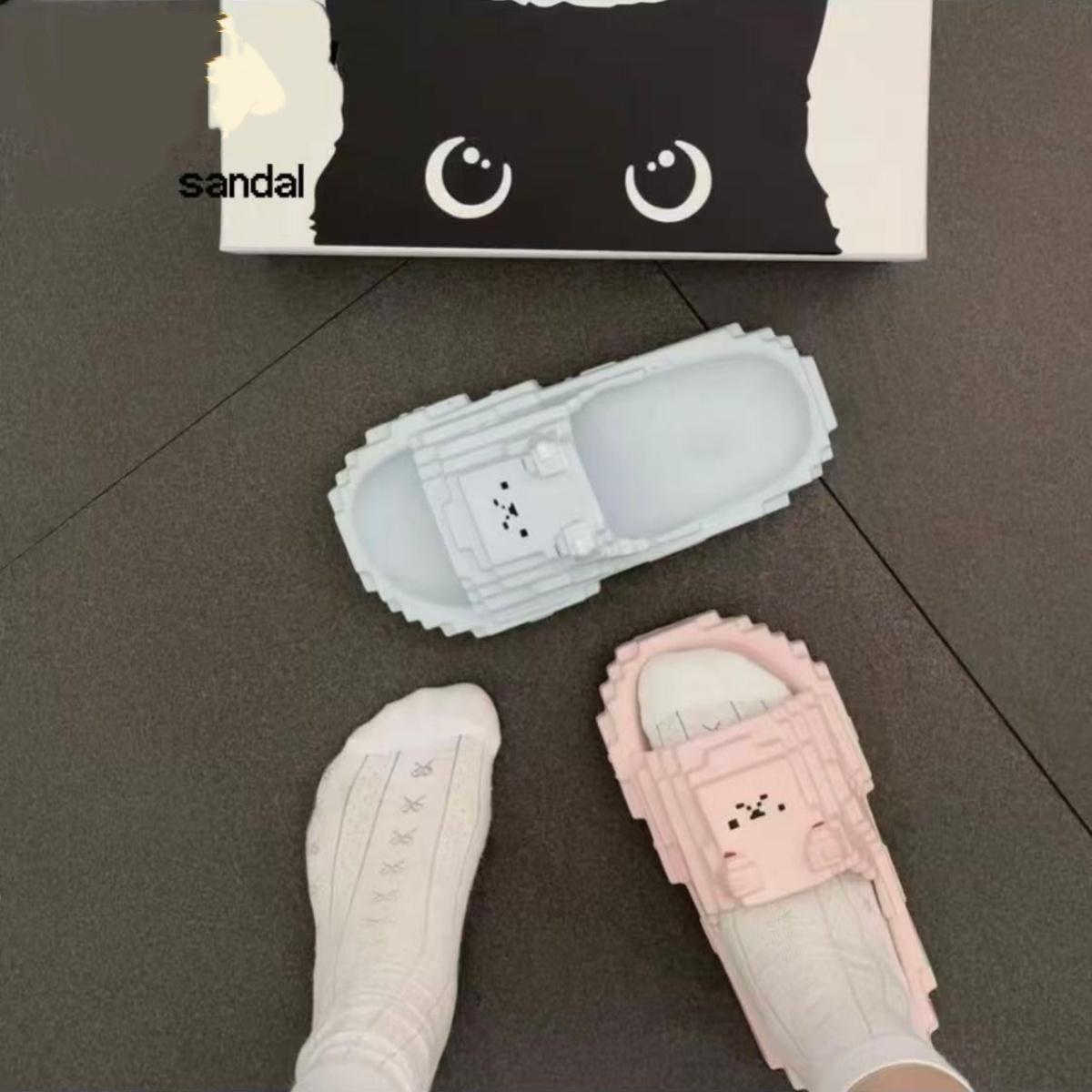 Sandal 30-35 Anak Unisex Terbaru BahanKaret Jelly Awet Sol Anti Slip Empuk Ringan Tebal 3CM flat shoes wanita