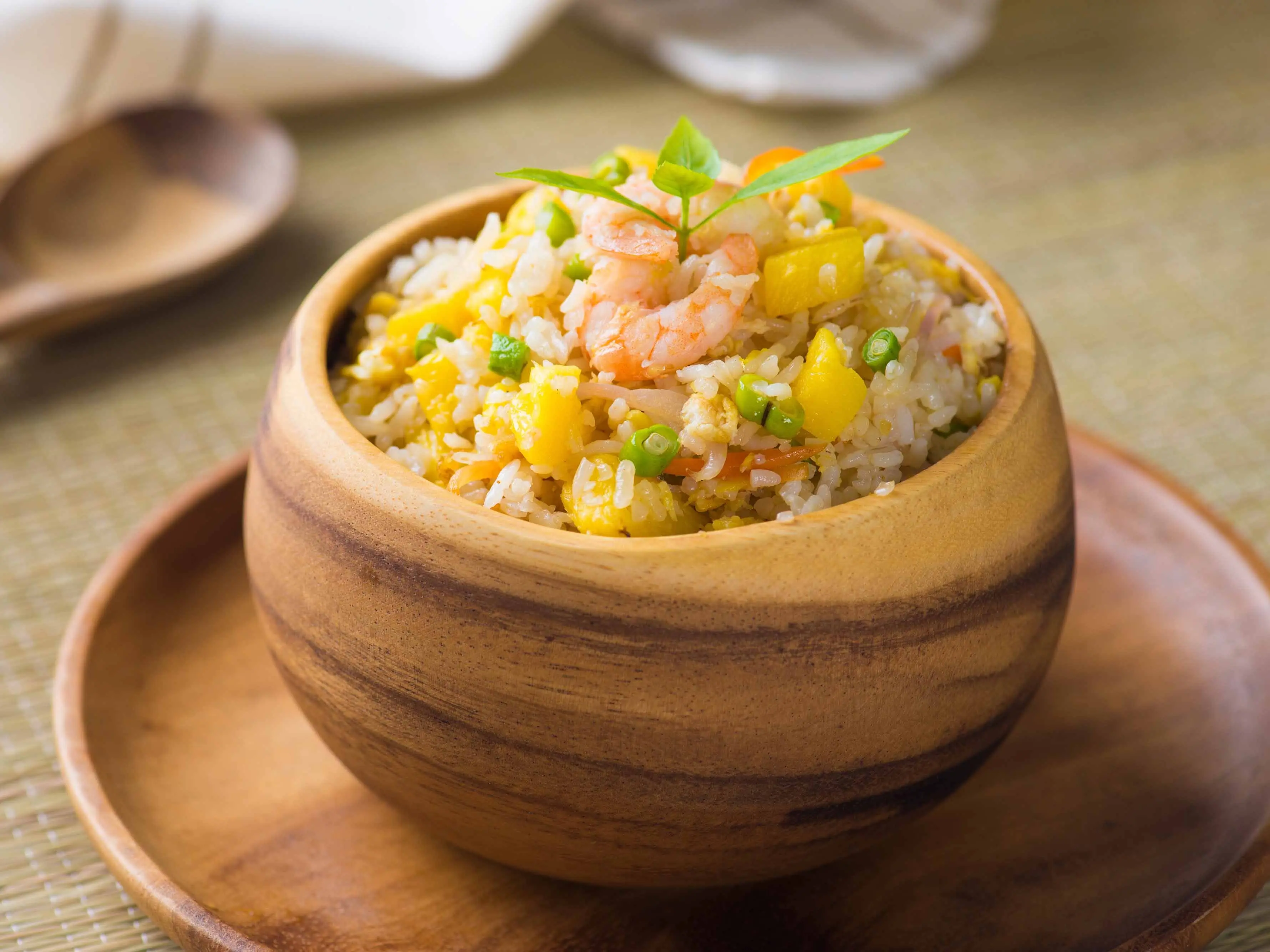 Pineapple Chicken Fried Rice : Classic Pineapple Fried Rice – Sweet, Savory, and Thai-Perfect Food