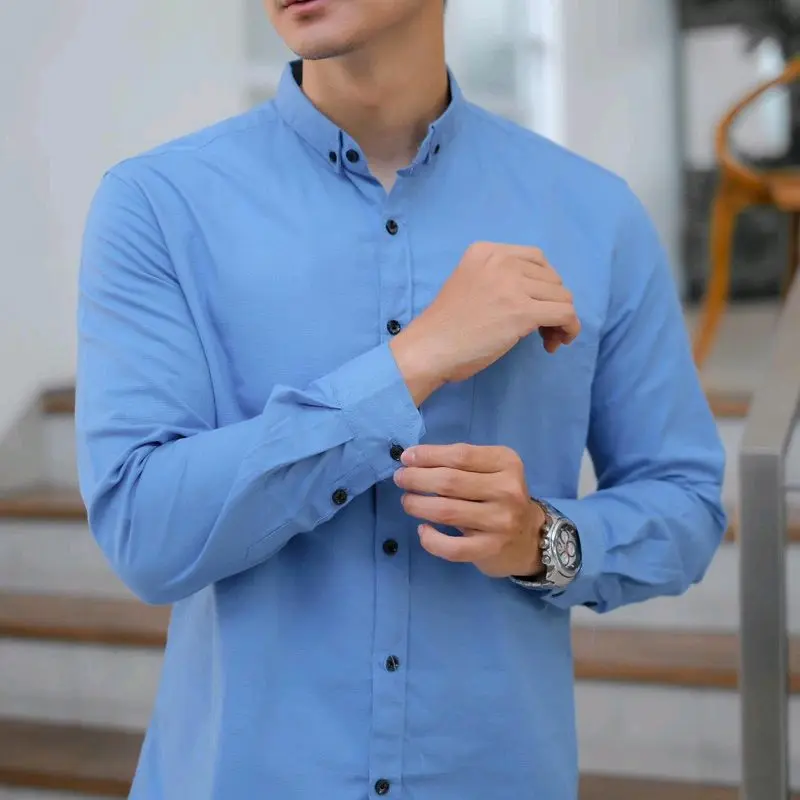 kemeja pria lengan panjang polos dewasa slimfit bahan vito signature Hitam