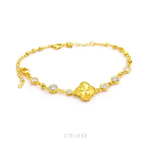 CIELUXE_125 Gelang Motif Batu Permata Dengan Liontin Clover Gold High Quality dan Tahan lama