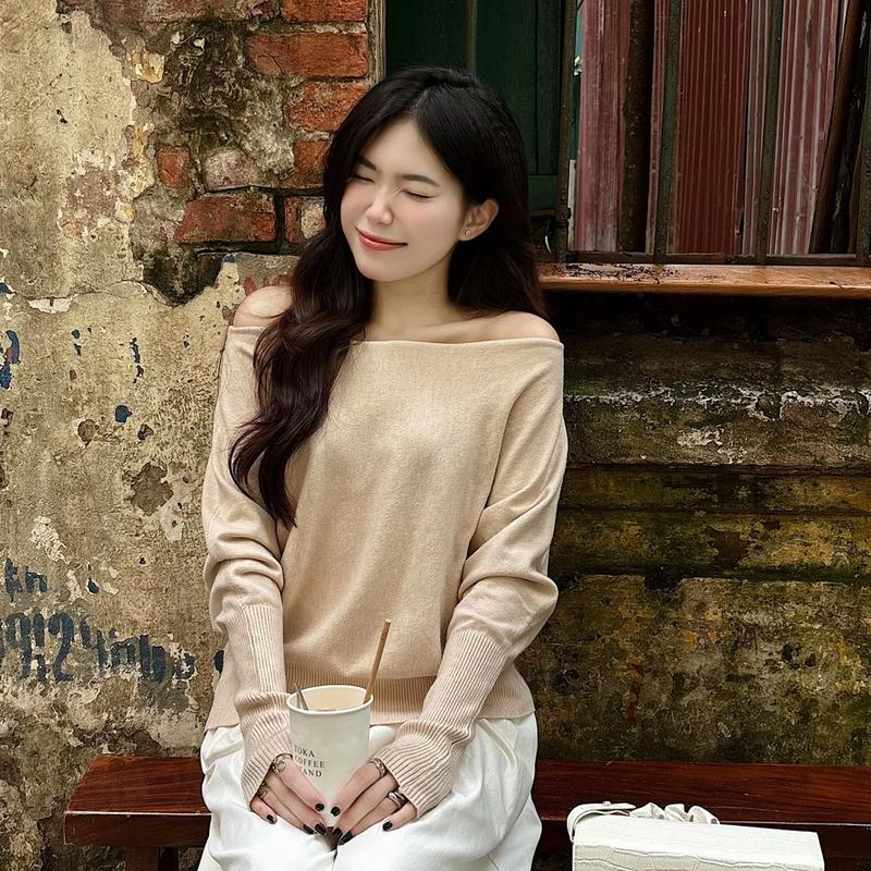 Áo Len Trễ Hở Vai Nữ Kiểu Dáng Basic Lệch Vai Mùa Thu Đông Kimee - KA8285
